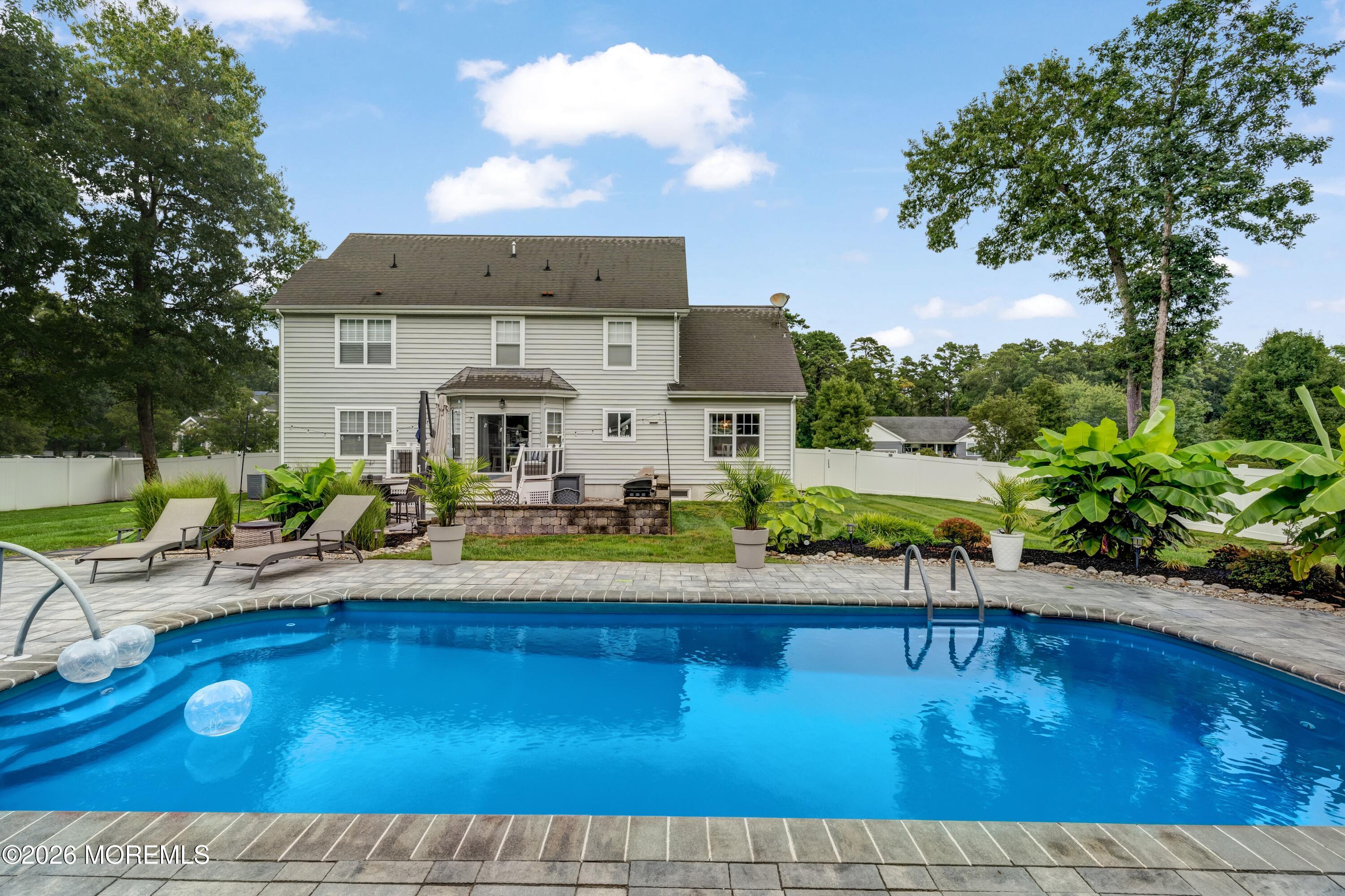 8 Edwards Court Little Egg Harbor NJ 08087