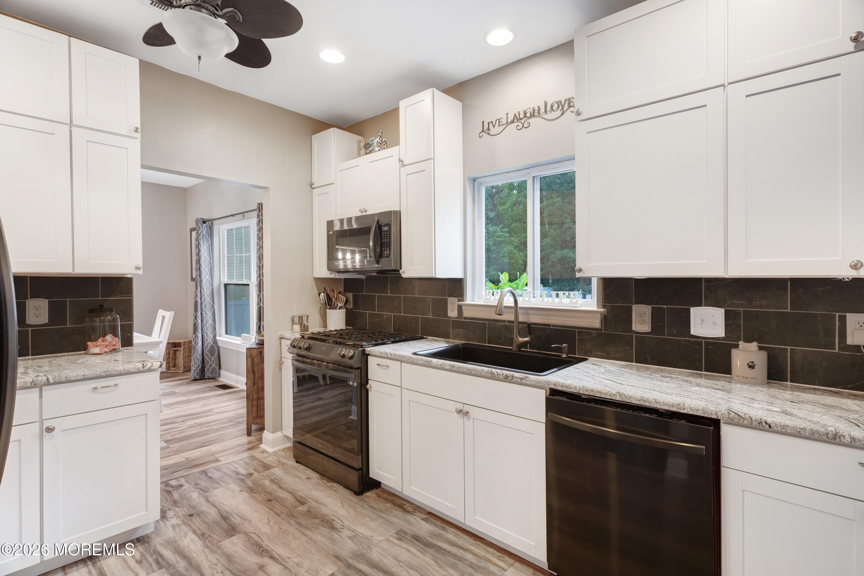 8 Edwards Court Little Egg Harbor NJ 08087