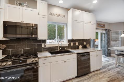 8 Edwards Court Little Egg Harbor NJ 08087