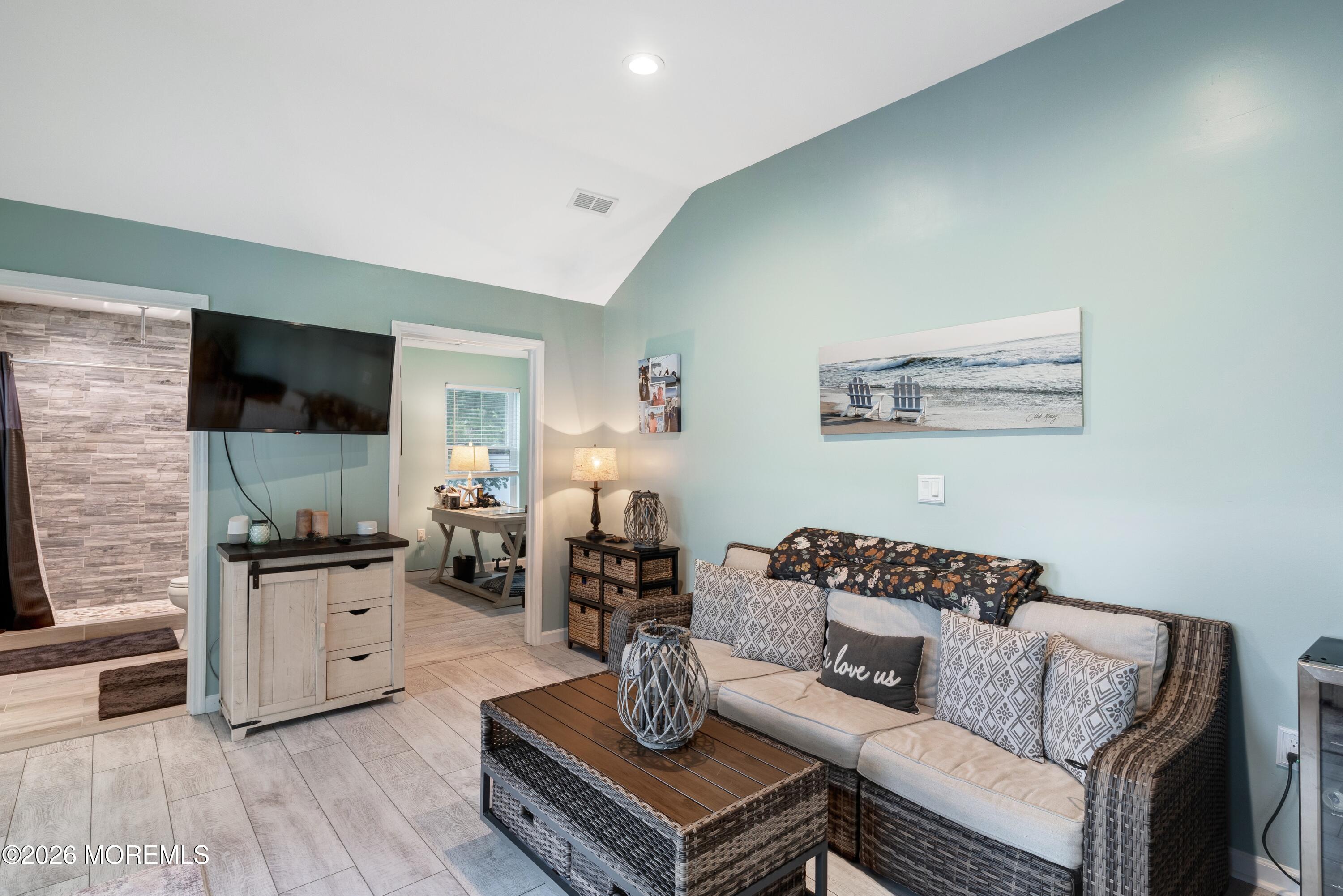 8 Edwards Court Little Egg Harbor NJ 08087