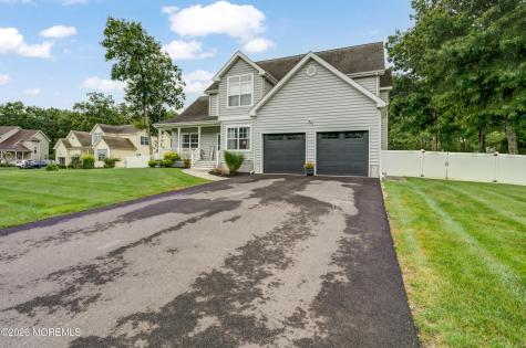 8 Edwards Court Little Egg Harbor NJ 08087