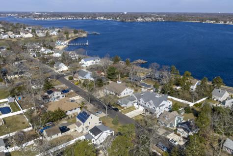 814 Lincoln Avenue Pine Beach NJ 08741
