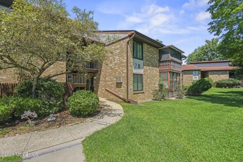 78 Overlook Way Manalapan NJ 07726