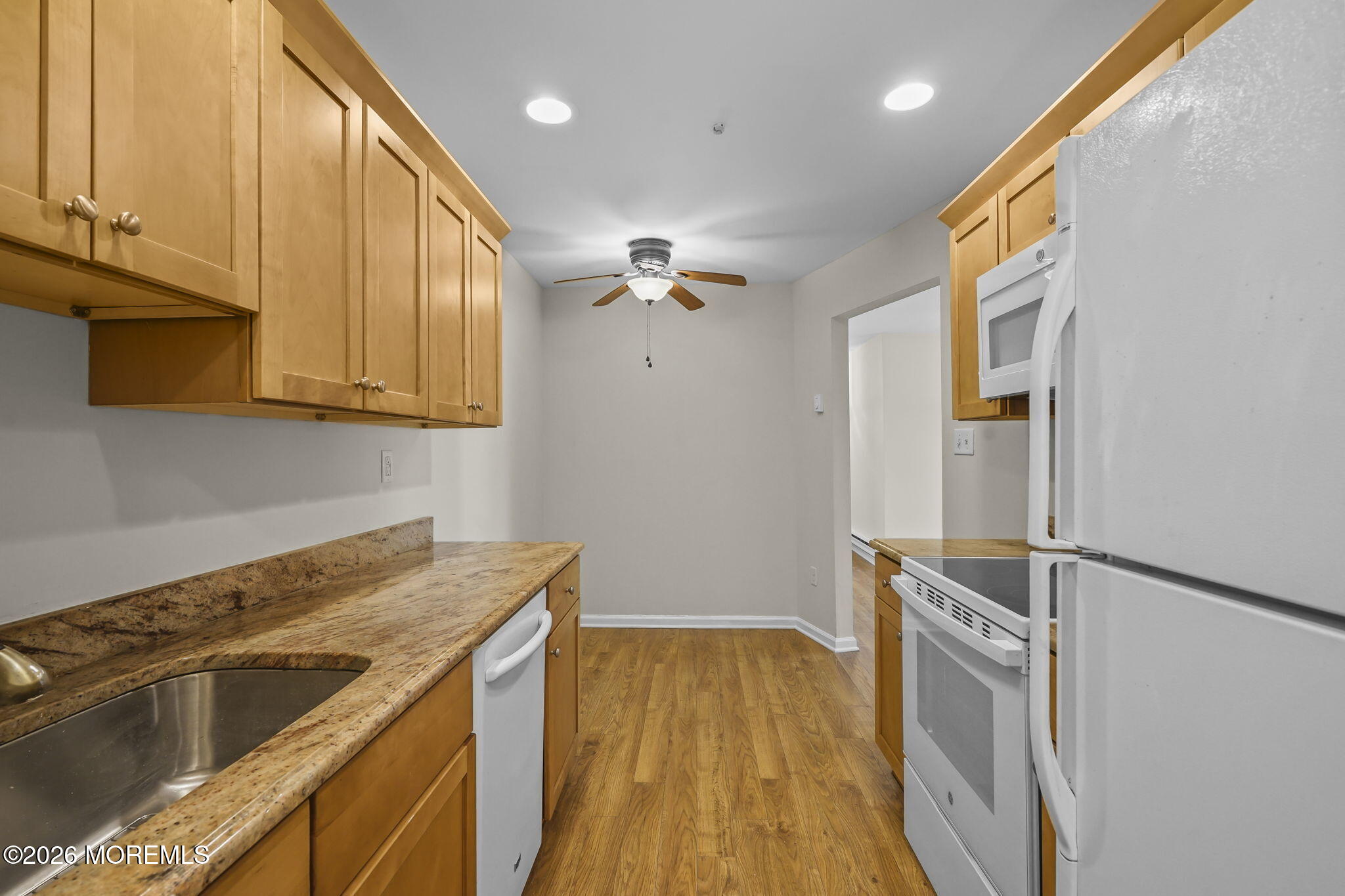 78 Overlook Way Manalapan NJ 07726