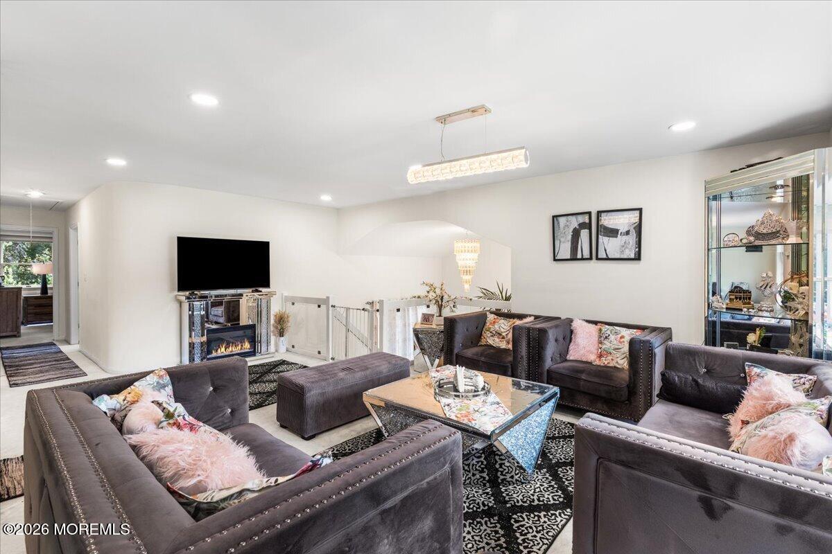 323 Union Hill Road Manalapan NJ 07726