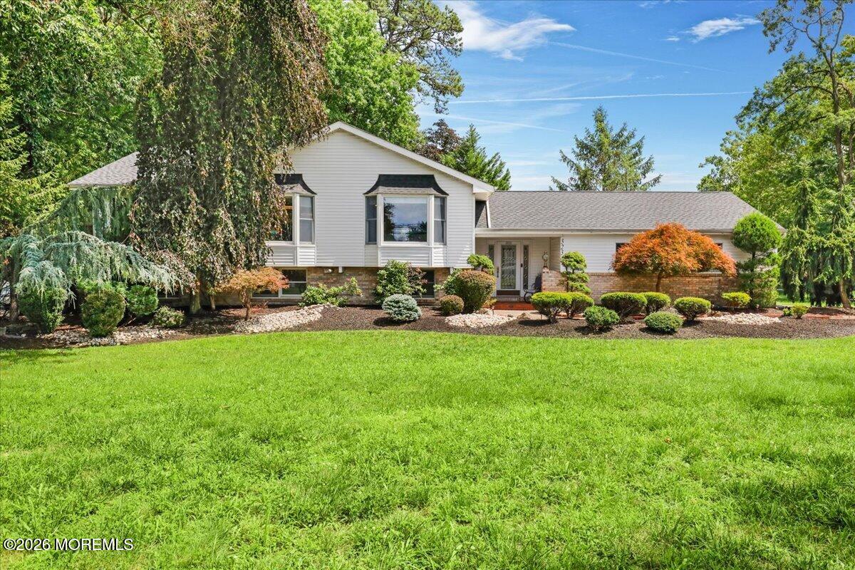 323 Union Hill Road Manalapan NJ 07726