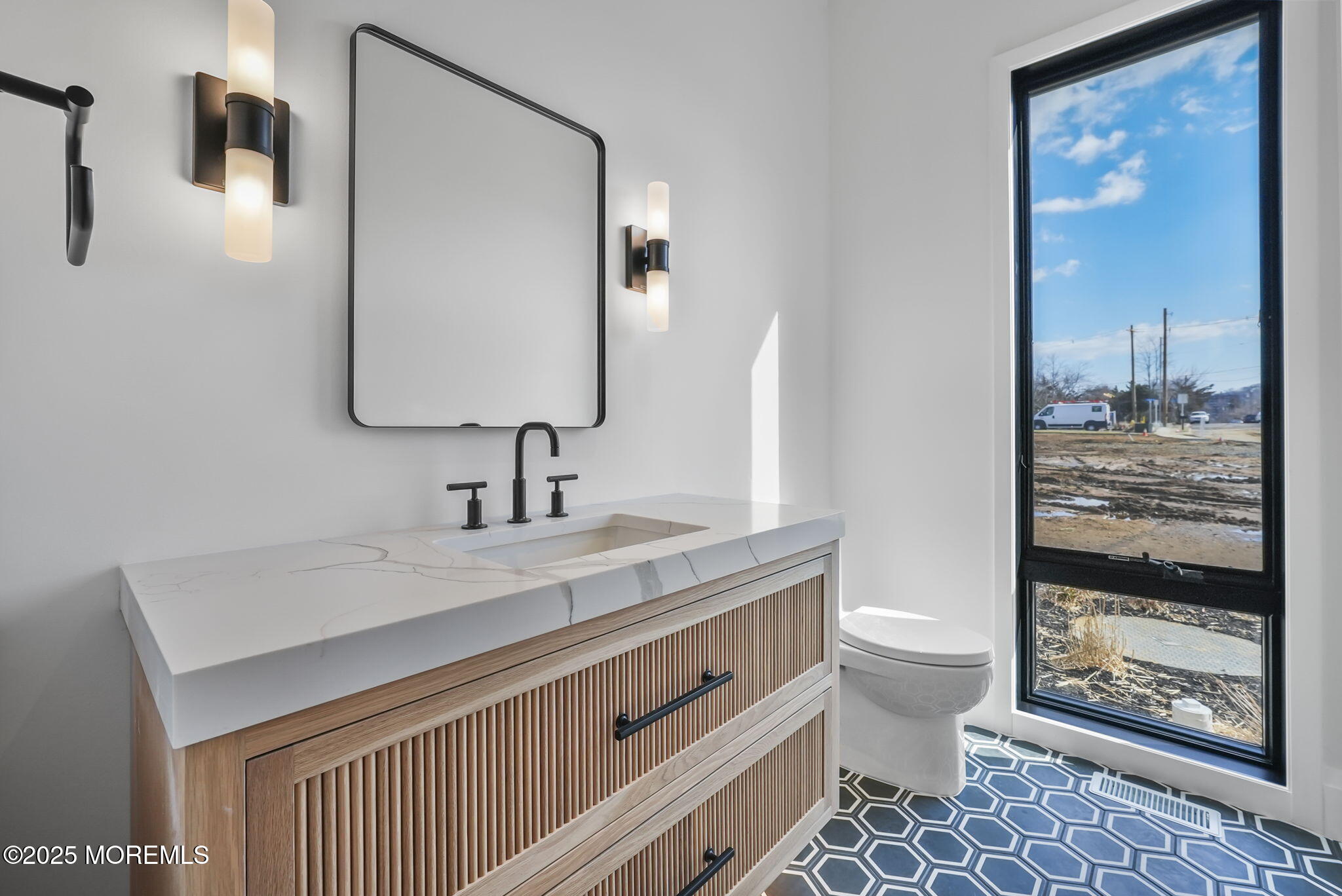 10 Brant Drive Atlantic Highlands NJ 07716