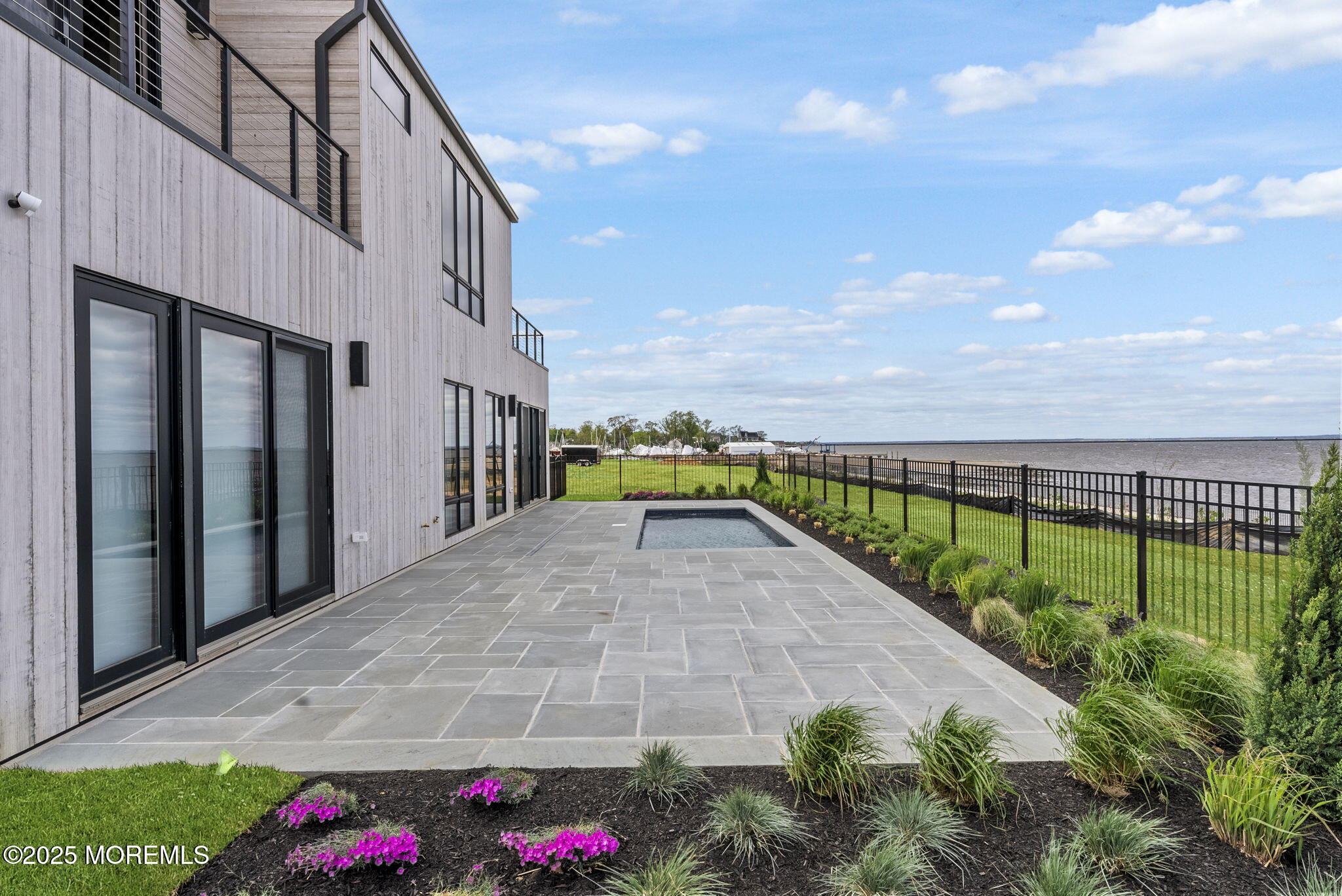 10 Brant Drive Atlantic Highlands NJ 07716