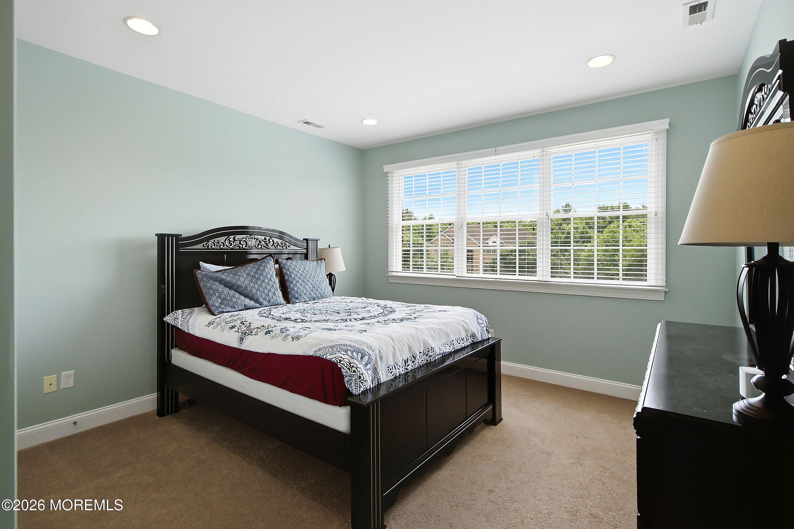 102 Hidden Pond Court Manalapan NJ 07726