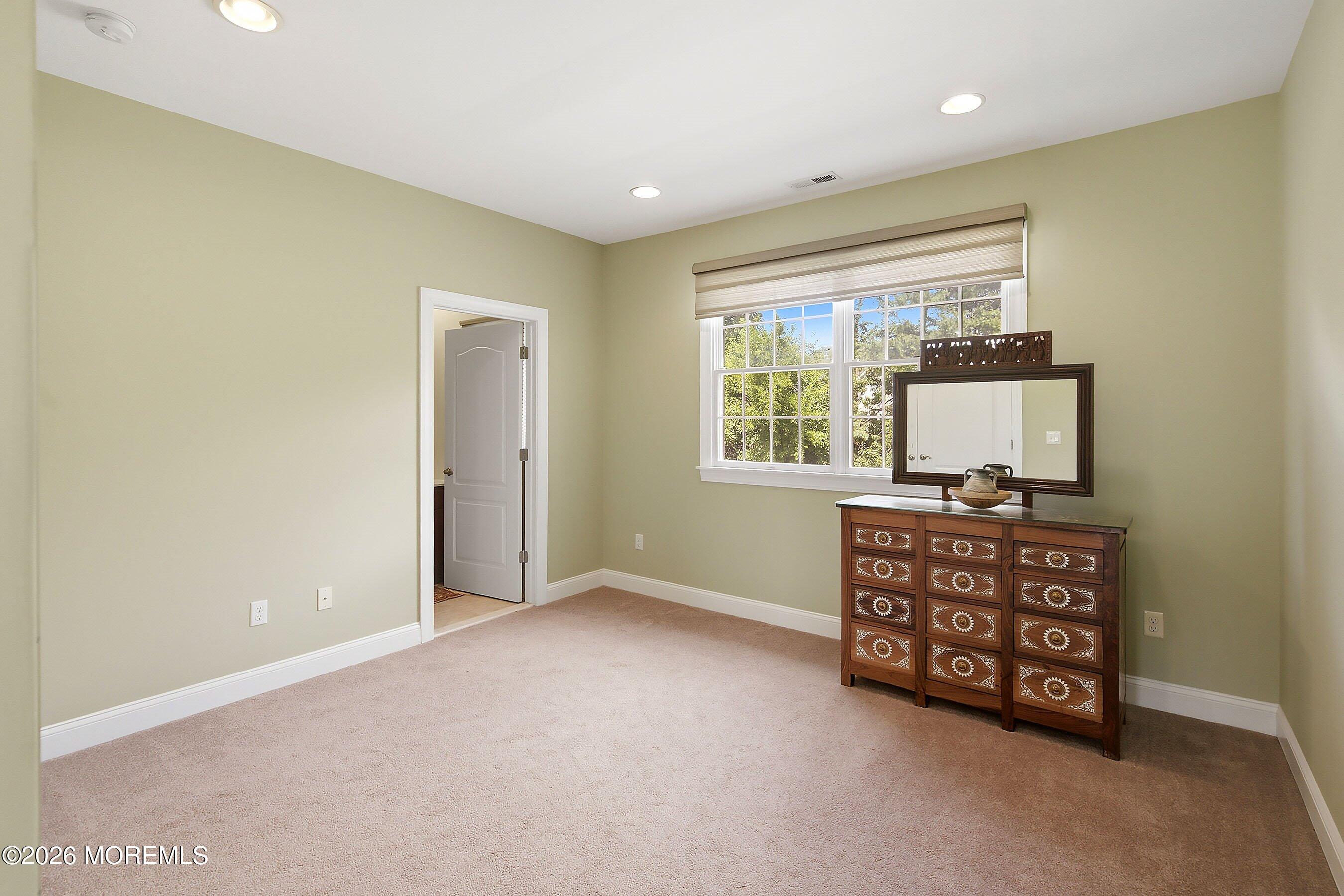 102 Hidden Pond Court Manalapan NJ 07726