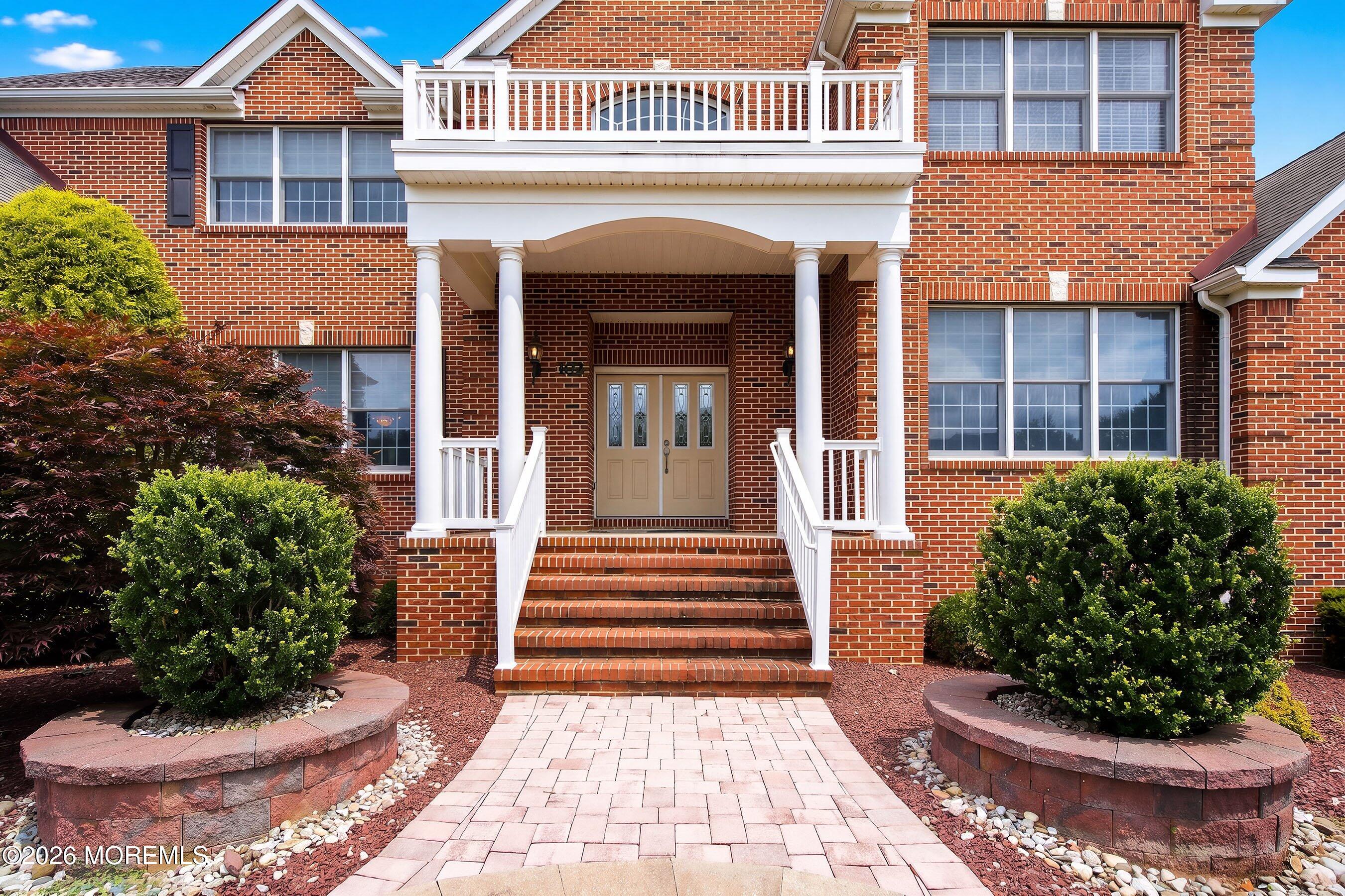 102 Hidden Pond Court Manalapan NJ 07726