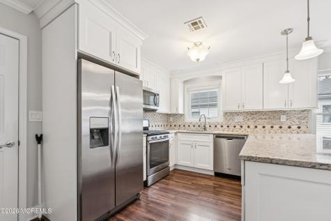 20 Elkton Court Toms River NJ 08757