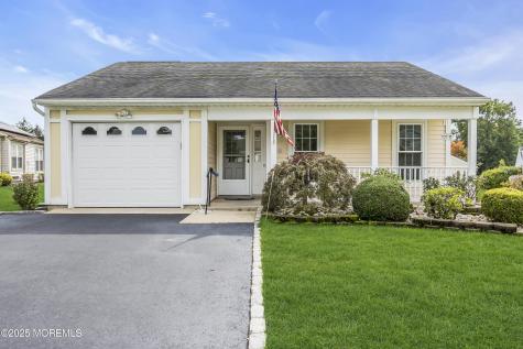 55 Elmswell Avenue Manchester NJ 08759