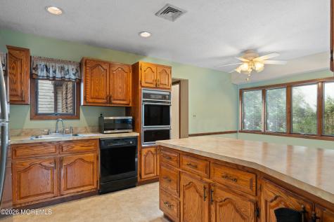 274 Aldrich Road Howell NJ 07731