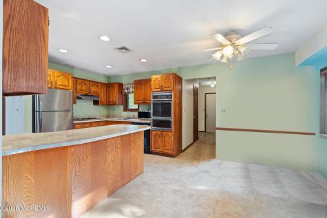274 Aldrich Road Howell NJ 07731