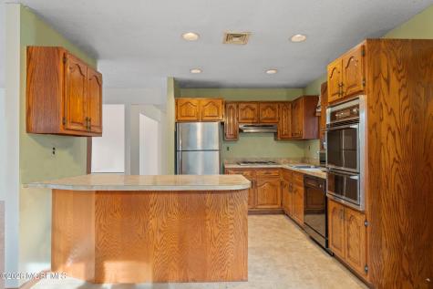 274 Aldrich Road Howell NJ 07731