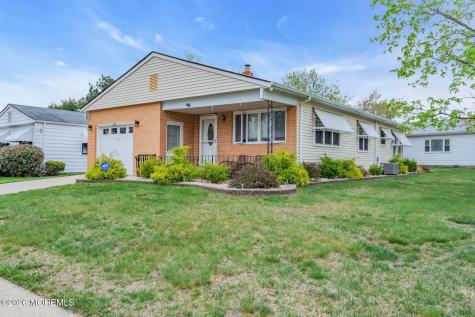1 Speighstown Place Toms River NJ 08757