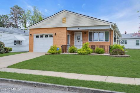1 Speighstown Place Toms River NJ 08757