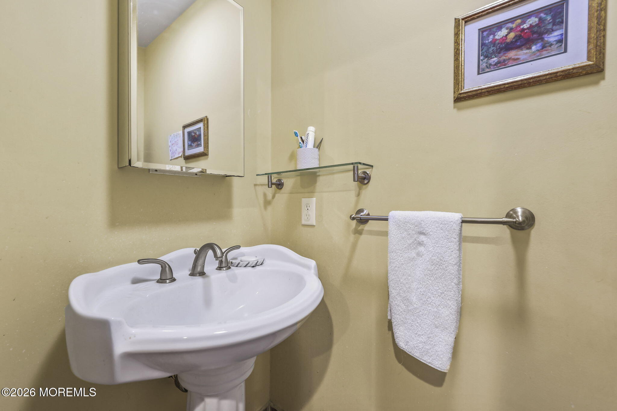 32 Weaverville Road Freehold NJ 07728