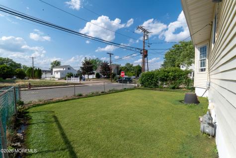38 Walnut Street Keyport NJ 07735