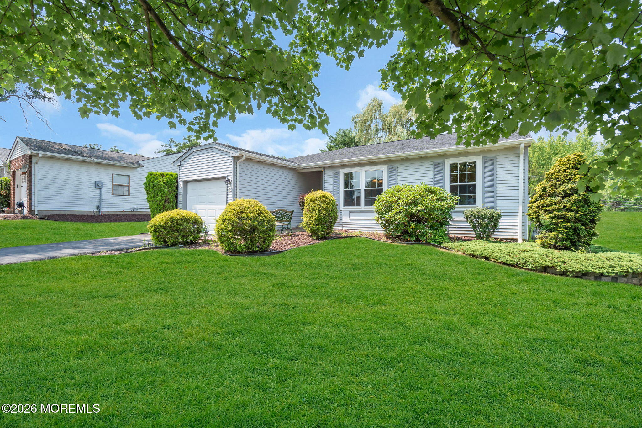 5 Lakeview Drive Marlboro NJ 07746