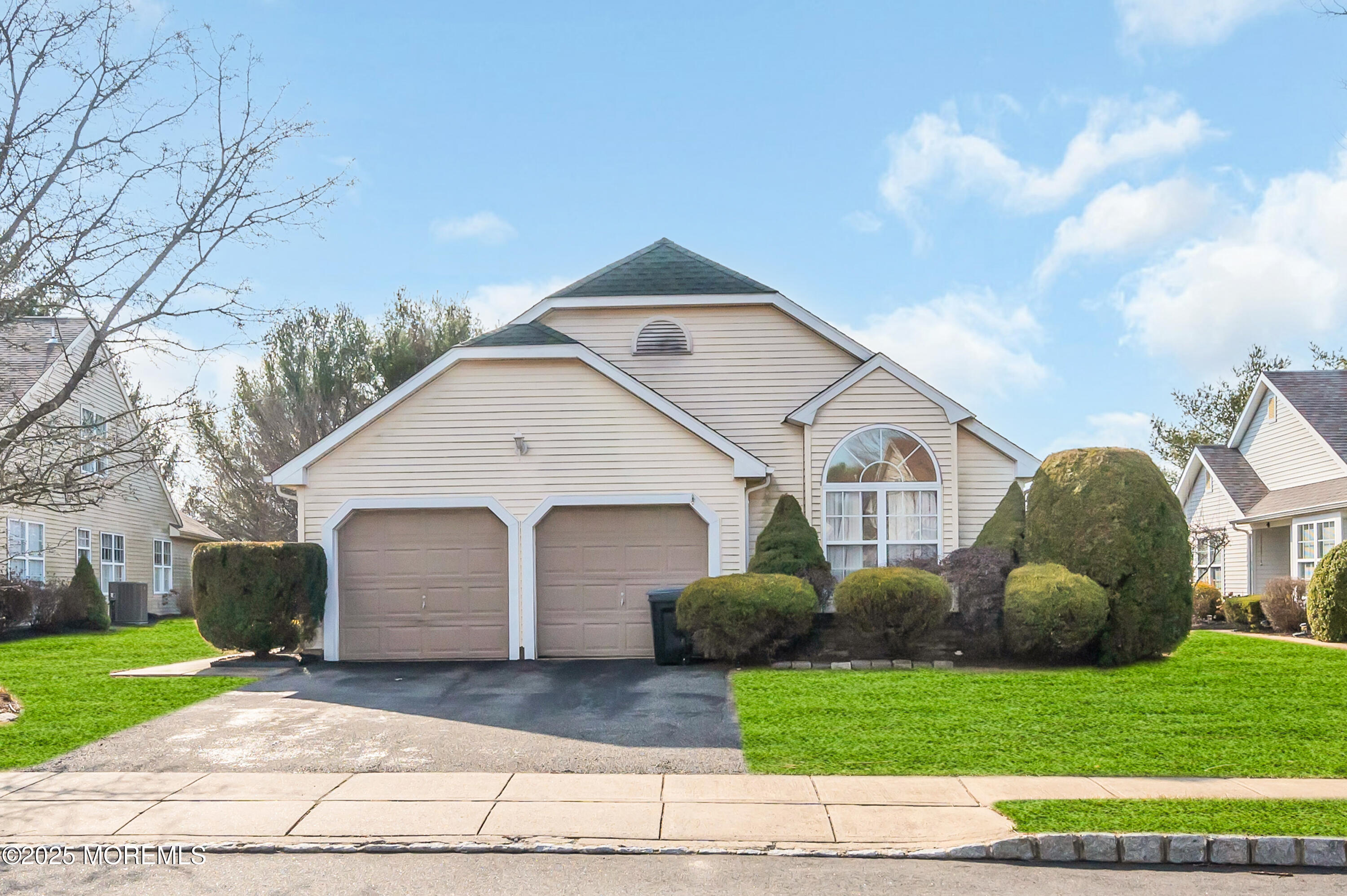 2674 Meadow Lake Drive Toms River NJ 08755