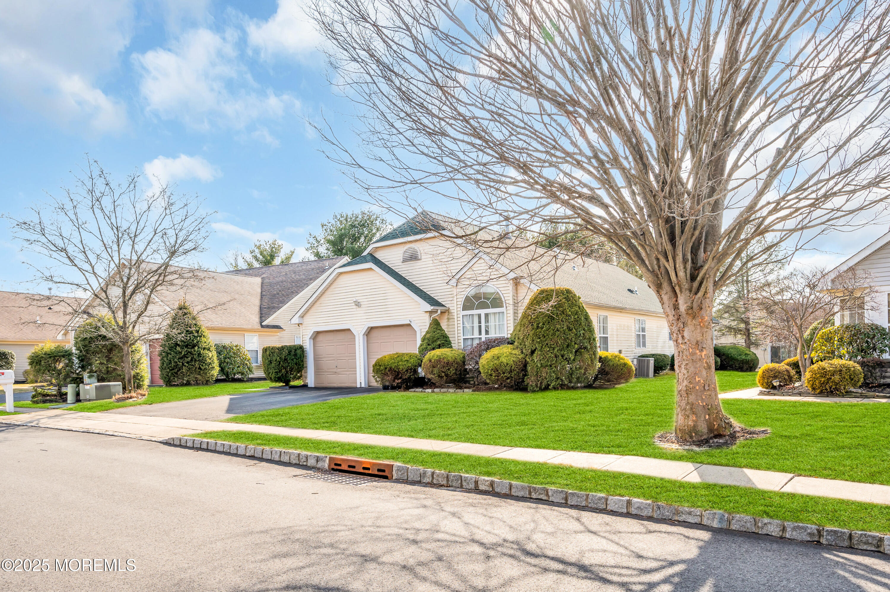 2674 Meadow Lake Drive Toms River NJ 08755