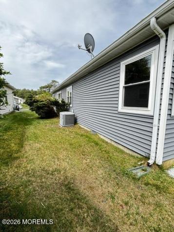 17 Merrilee Lane Toms River NJ 08757