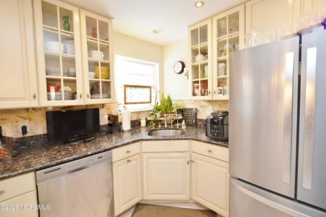 2555 Ridgemont Court Toms River NJ 08755