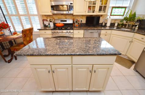 2555 Ridgemont Court Toms River NJ 08755