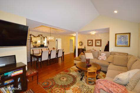 2555 Ridgemont Court Toms River NJ 08755