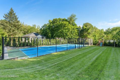 306 Hutchinson Road Englewood NJ 07631