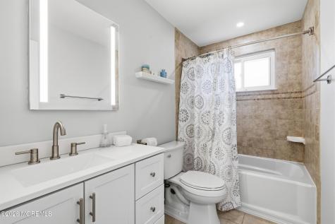 56 Hope Road Tinton Falls NJ 07724