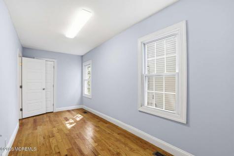 8 Summit Road Neptune Township NJ 07753