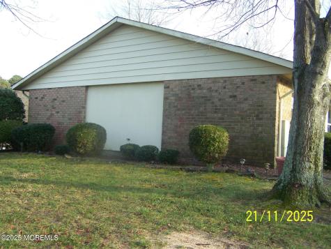 40B Edinburgh Lane Manchester NJ 08759