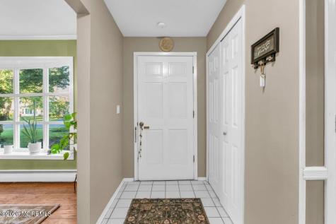 7 Heather Lane Middletown NJ 07748