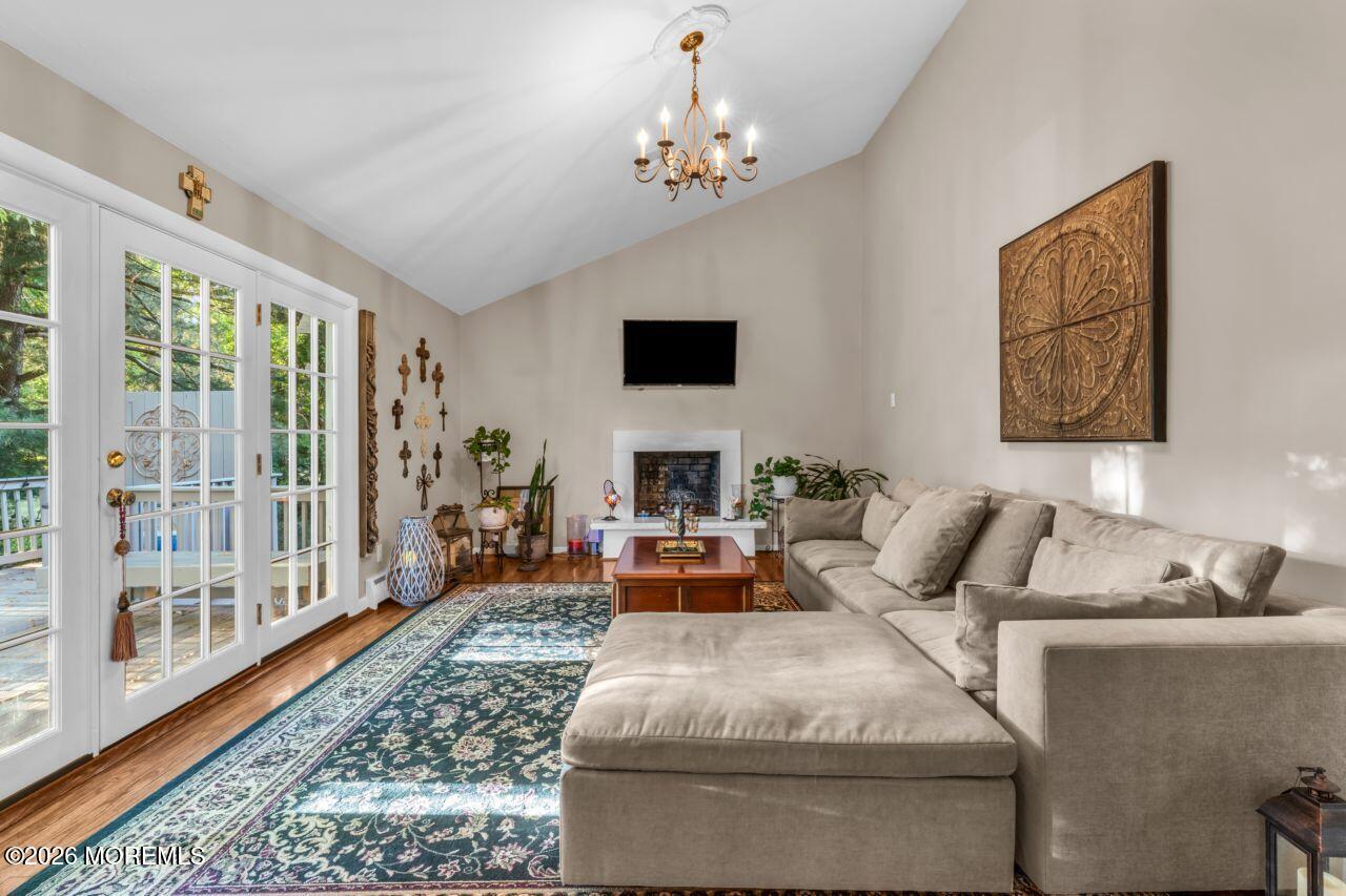 7 Heather Lane Middletown NJ 07748