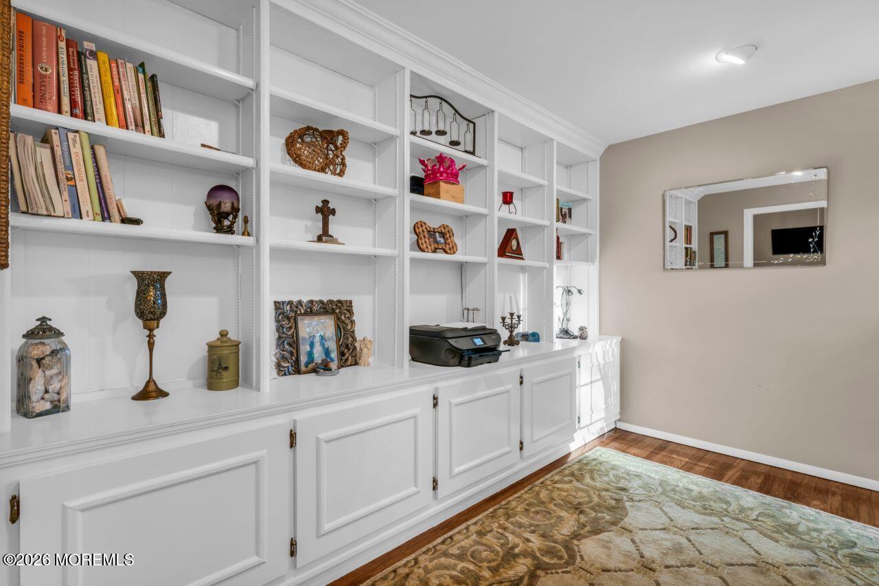 7 Heather Lane Middletown NJ 07748