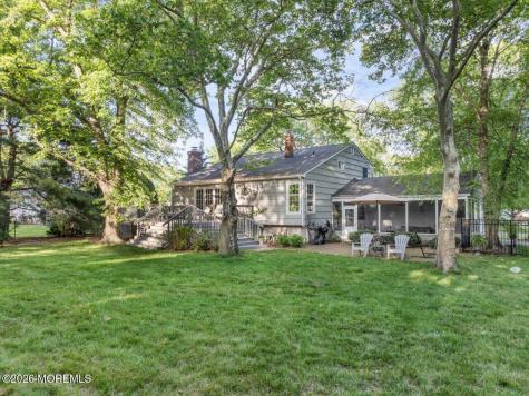 7 Heather Lane Middletown NJ 07748