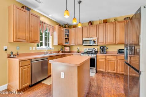 15 Sussex Place Jackson NJ 08527