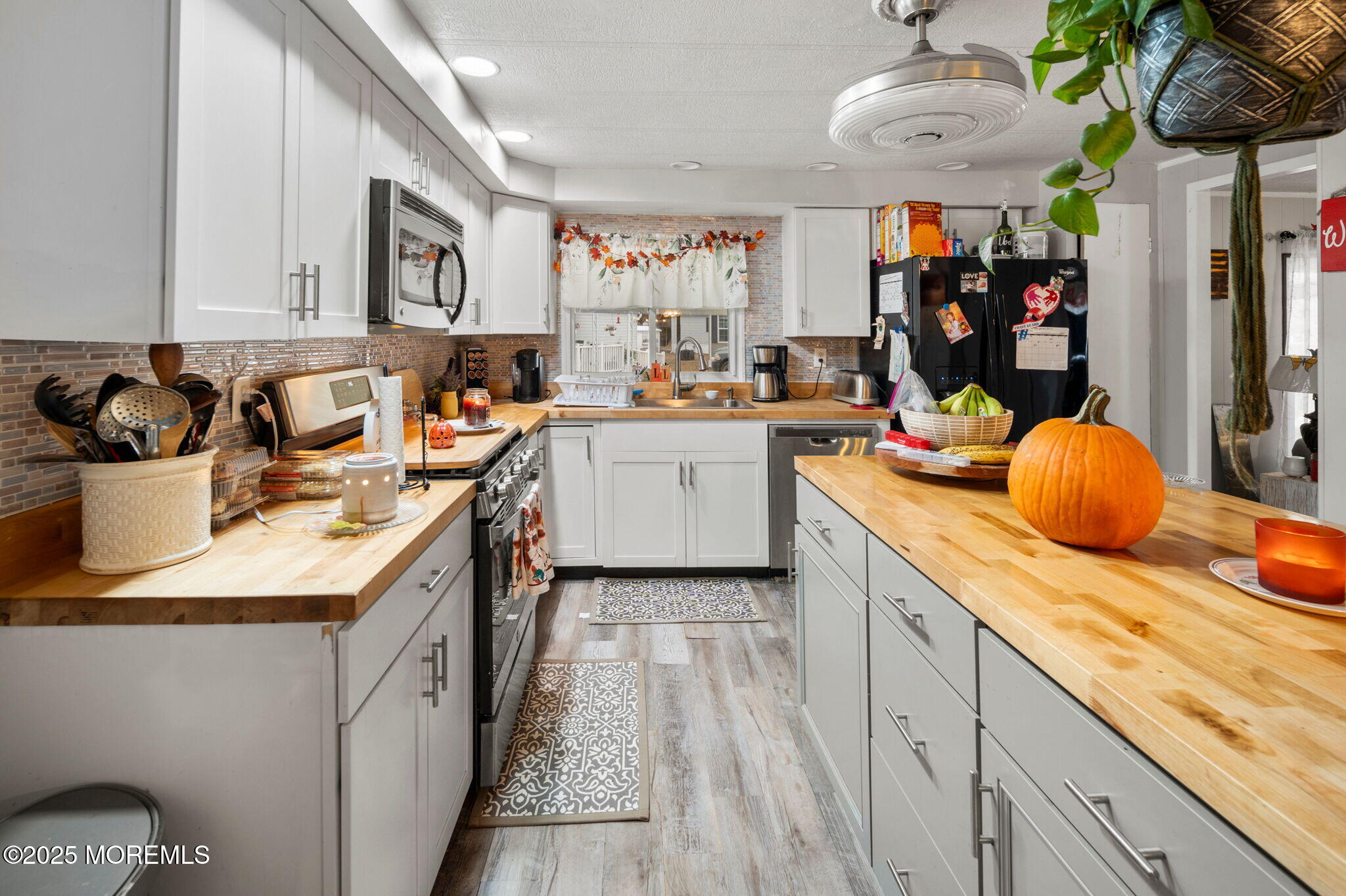 8 Mary Court Barnegat NJ 08005