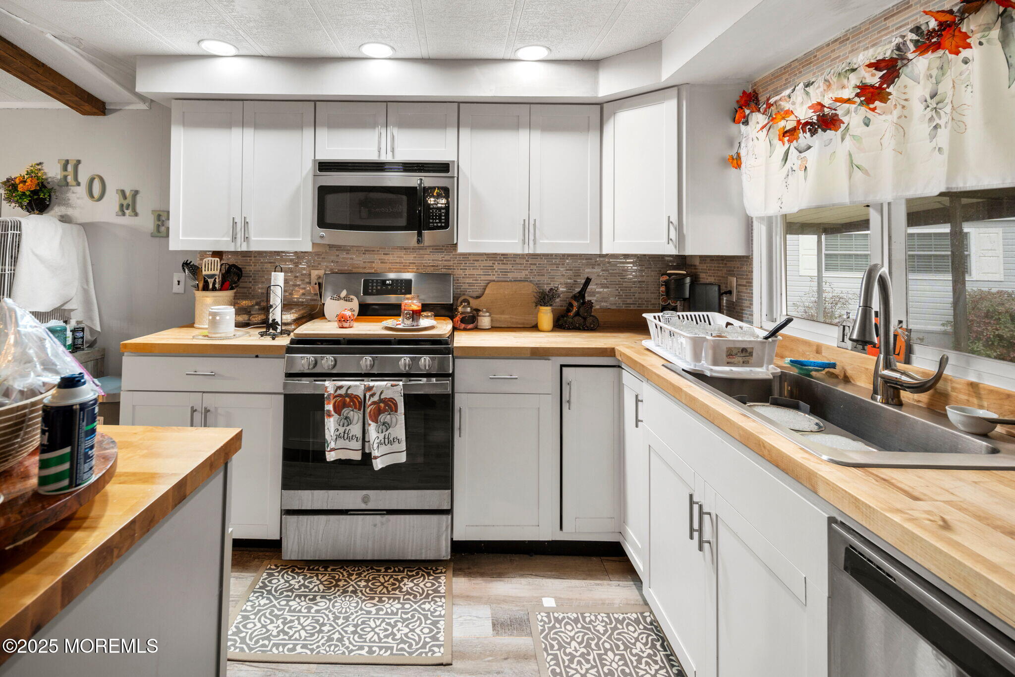 8 Mary Court Barnegat NJ 08005