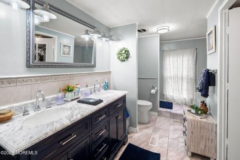 8 Mary Court Barnegat NJ 08005