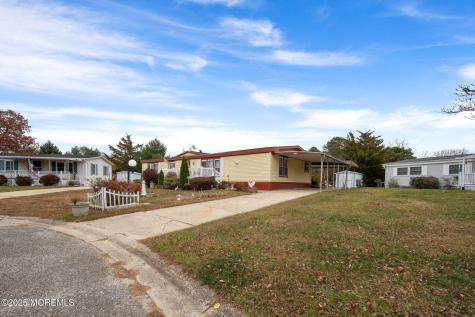8 Mary Court Barnegat NJ 08005