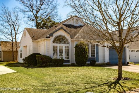 7 Angus Court Jackson NJ 08527