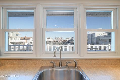 409 3rd Street Beach Haven NJ 08008