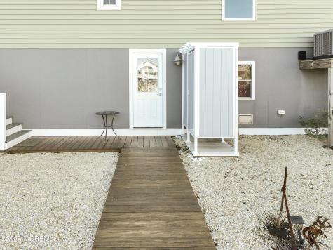 409 3rd Street Beach Haven NJ 08008