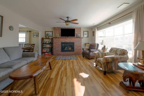 409 3rd Street Beach Haven NJ 08008