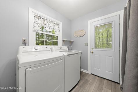 18 Lefferts Court Middletown NJ 07748