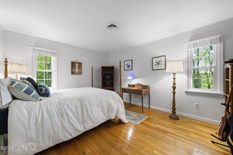 18 Lefferts Court Middletown NJ 07748